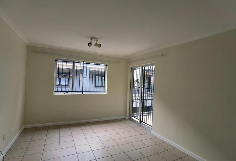 2 Bedroom Property for Sale in Kensington Western Cape